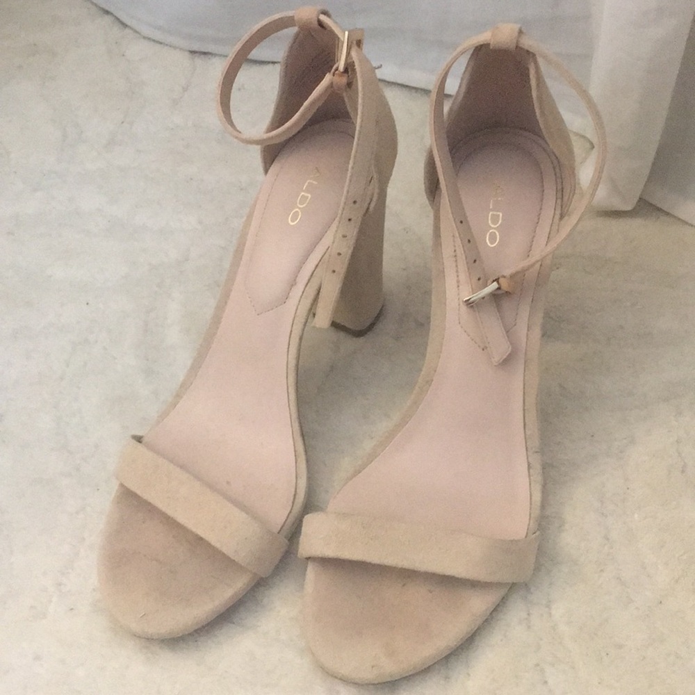 Aldo tan heels -size 9